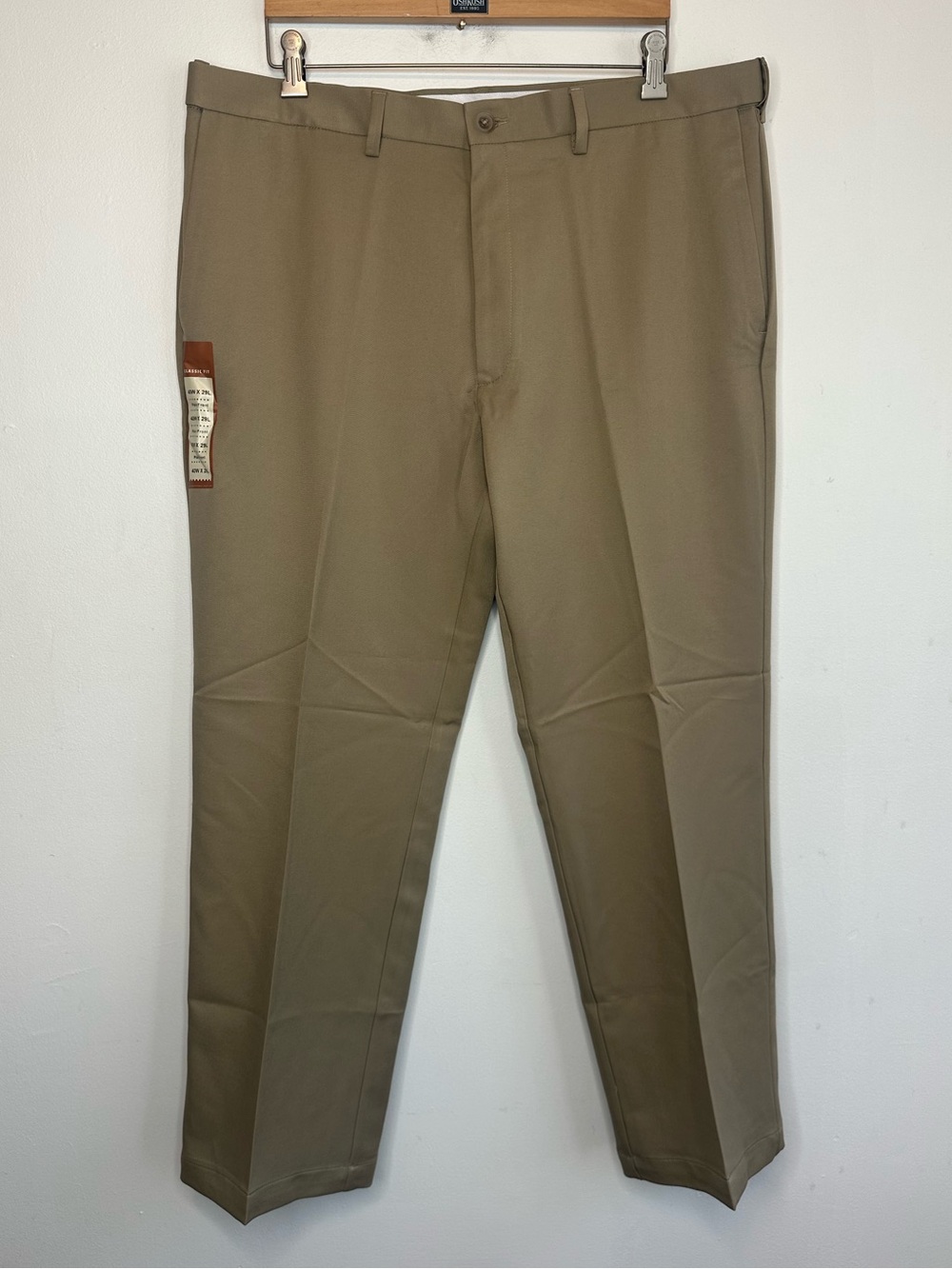 Haggar Men’s Cool 18 Performance Classic Fit Khaki Dress Pant Size 40x29 40